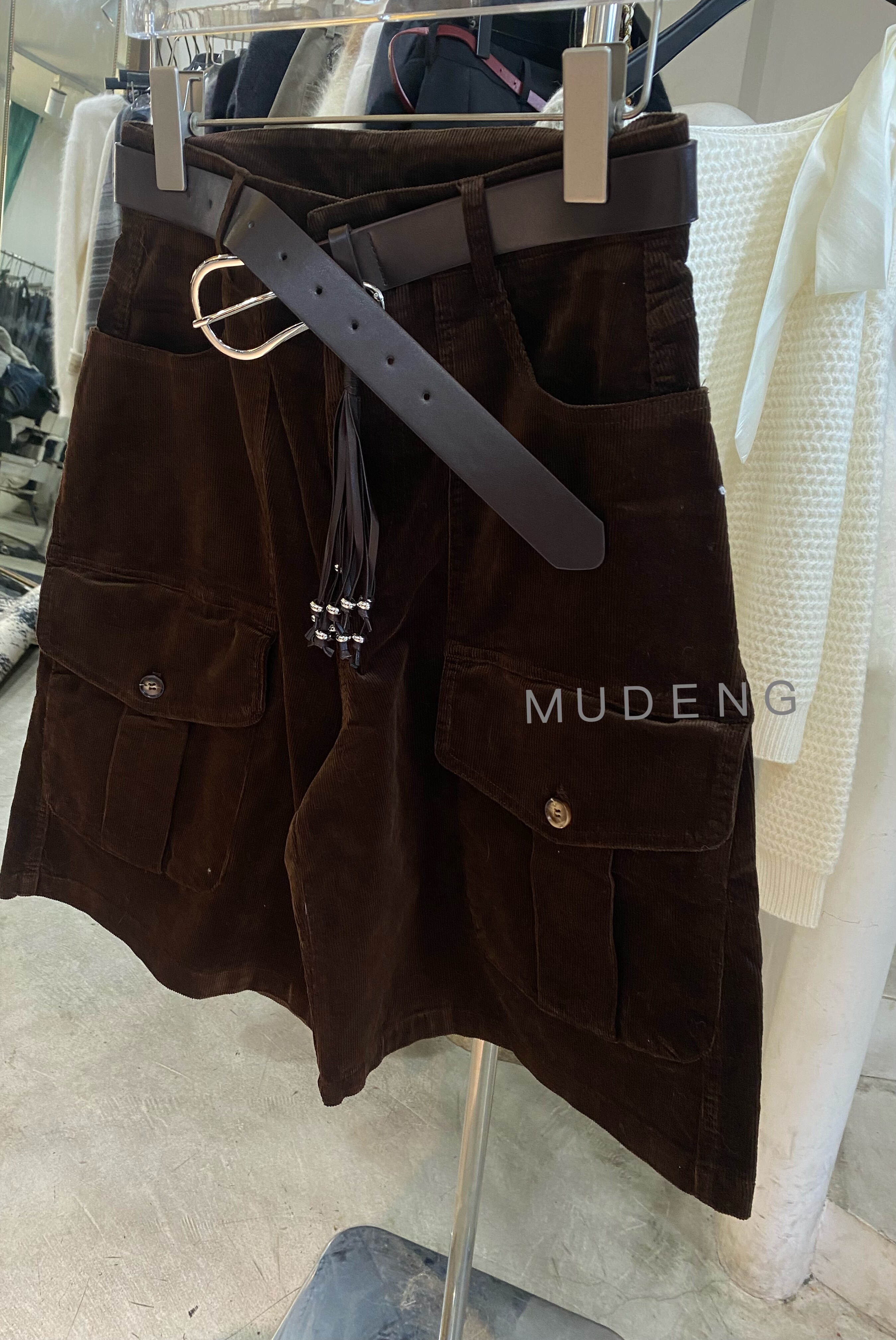 2025秋冬新款宽松显瘦直筒六分短裤高品质欧货复古口袋工装中裤潮,女装/女士精品,时尚工装裤,淘宝优惠券,粉丝福利购,淘宝优惠卷