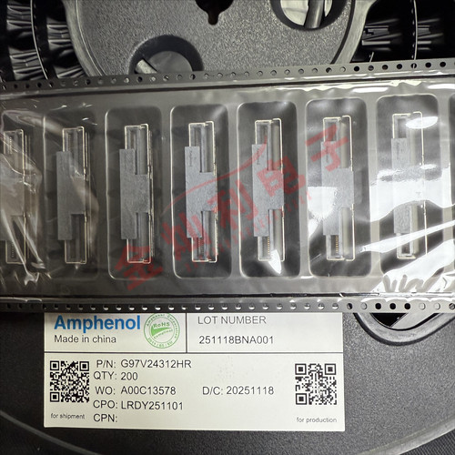 AMPHENOL/安费诺 G97V24312HR MCIO高速连接器16X直立型母座124p