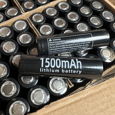 新的平头18650锂电池配机电池3.7V适合蓝牙音箱风扇头灯1200mah
