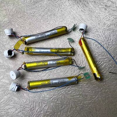 拿去拆机的 纯钴08500锂电池3.7v240mah圆柱形聚合物充电电池耐用