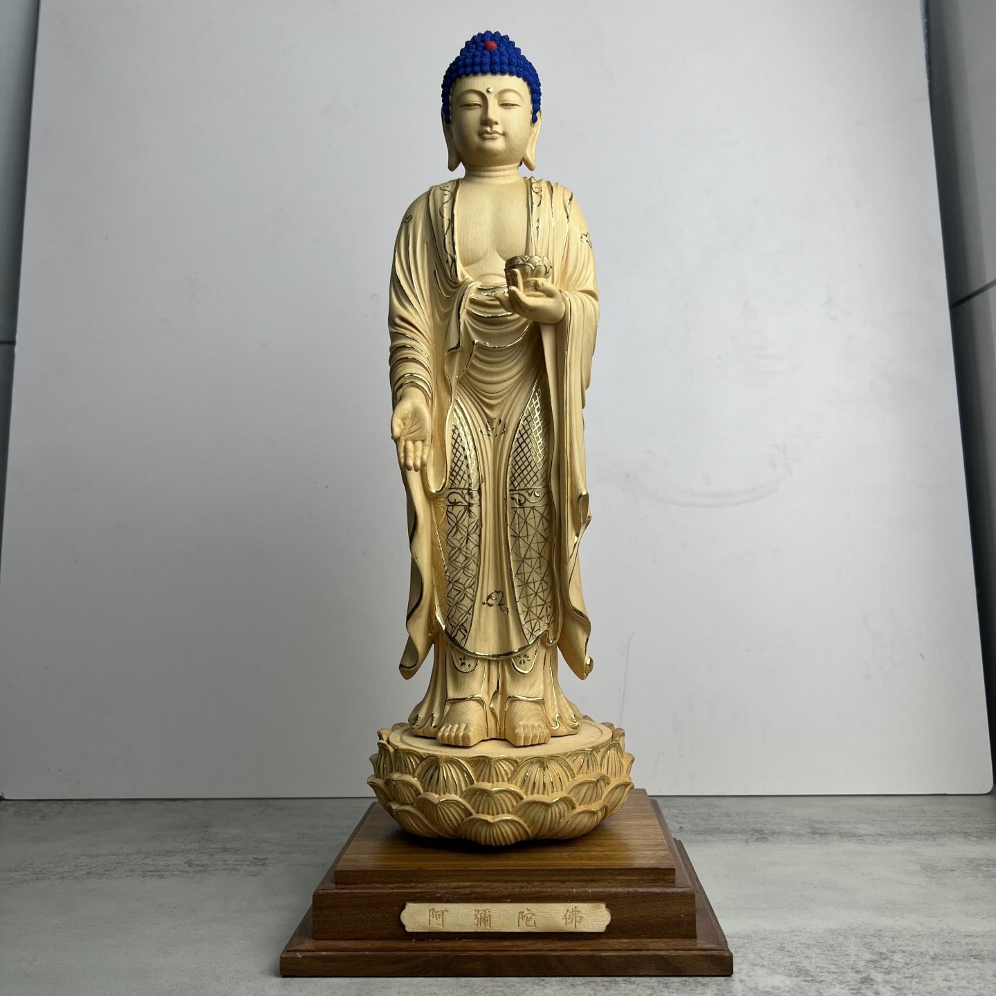 桧木雕贴金彩绘款佛光普照阿弥陀佛实木摆件禅意佛像家居供奉镇宅