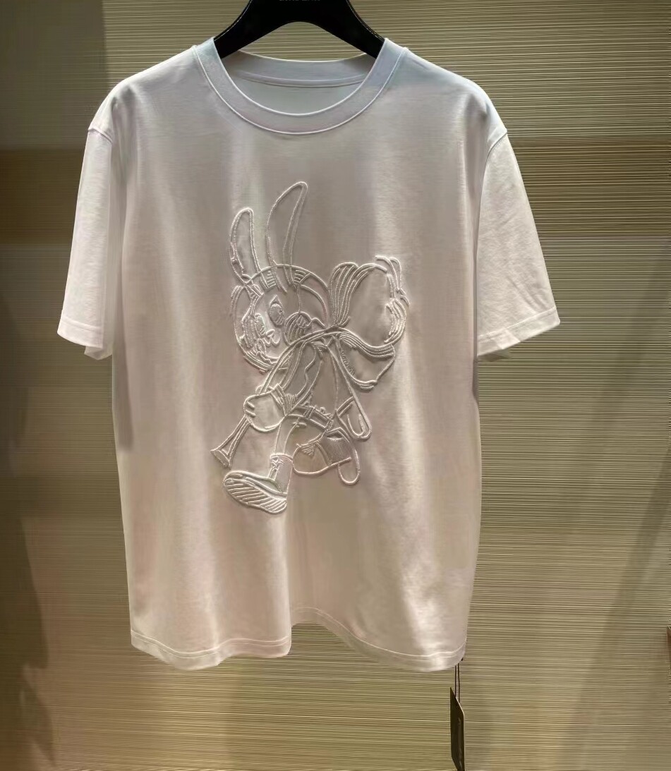 品哥弟新2024夏休闲宽松圆领创意白色兔子绣花短袖t恤女半袖上衣