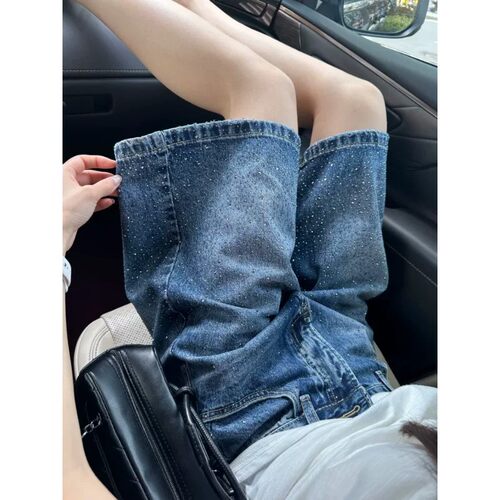 满天星烫钻直筒牛仔短裤女