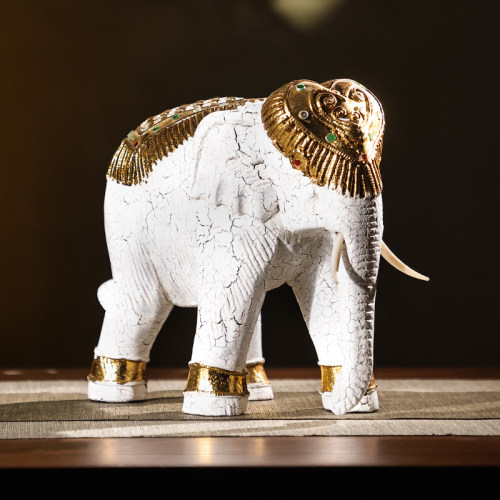 泰国特色木制工艺品客厅