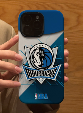 插画篮球NBA独行侠队适用苹果iPhone16Promax手机壳15磨砂14 16E 13全包12防摔17Pro新款Xsmax情侣保护套男女