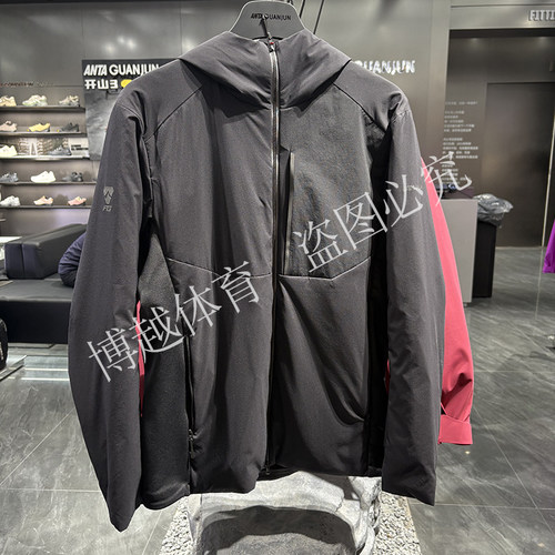 安踏冠军户外徒步系列Primaloft银标棉服男轻量保暖外套152530801