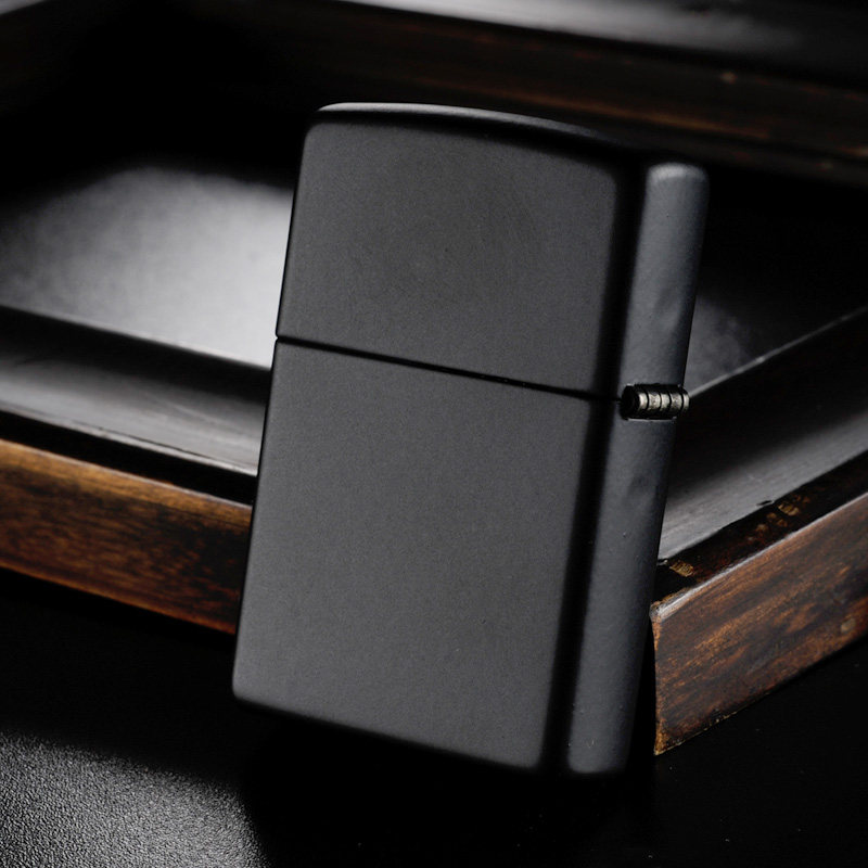 打火机zippo正版防风 黑色哑漆218 zppo煤油刻字男士美国原装正品