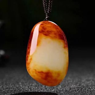 新疆和田玉籽料原石打孔吊坠枣红皮籽料洒金皮白肉吊坠和田玉随型