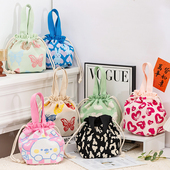 原创新款 可爱大容量束口手提包福袋饭盒包出行随身携带手拎针织包