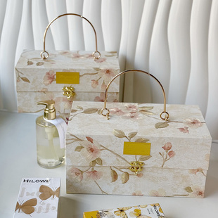 森系鎏金繁花伴手礼盒结婚订婚伴娘喜糖盒空盒生日礼物轻奢包装盒