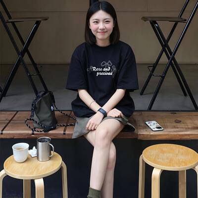 设计感小众独特漂亮巨好看上衣女2026新款夏季正肩爆款短袖t恤夏