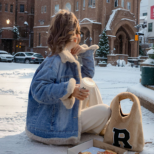 韩系皮毛一体加绒加厚羊羔毛牛仔短外套女冬季兔毛内里派克服棉服