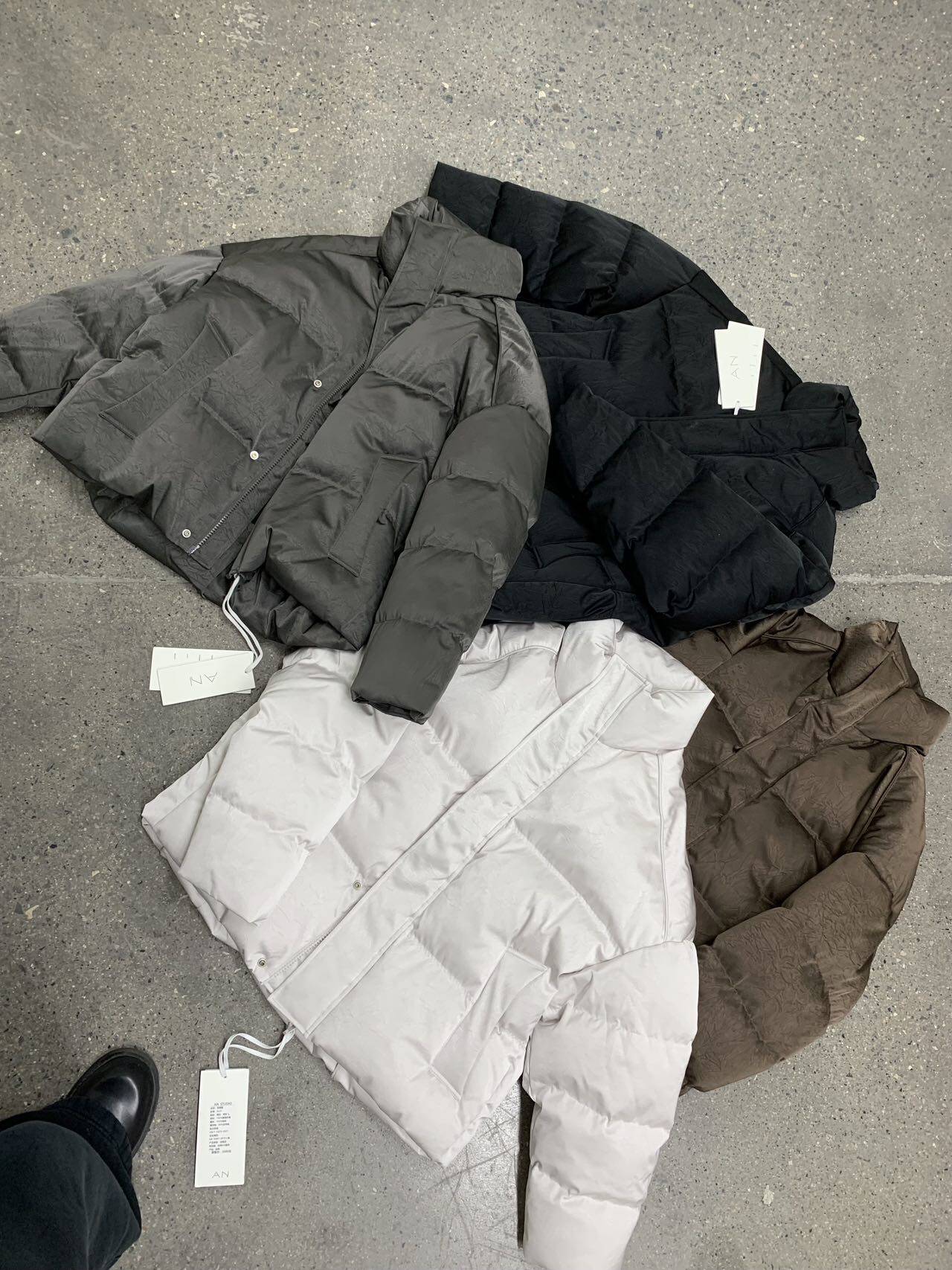 美式复古金丝绒立领羽绒服男宽松休闲潮牌简约90白鸭绒保暖外套潮