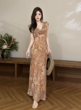 宥妍 莫奈油画意境复古女人味显瘦性感荡领无袖连衣裙DT2231