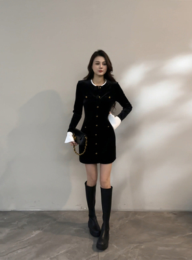 大婷婷 时尚拼接黑白撞色纽扣短裙秋冬新款绒感长袖连衣裙DT1881