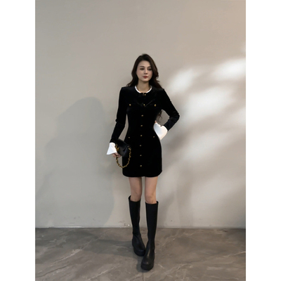 大婷婷 时尚拼接黑白撞色纽扣短裙秋冬新款绒感长袖连衣裙DT1881