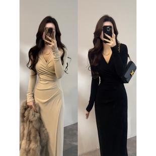 连衣裙长裙冬季 显瘦长袖 小众褶皱连衣裙DT1799 V领长袖 大婷婷