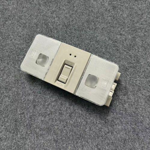 适用11-16骐达室内顶棚灯阅读灯