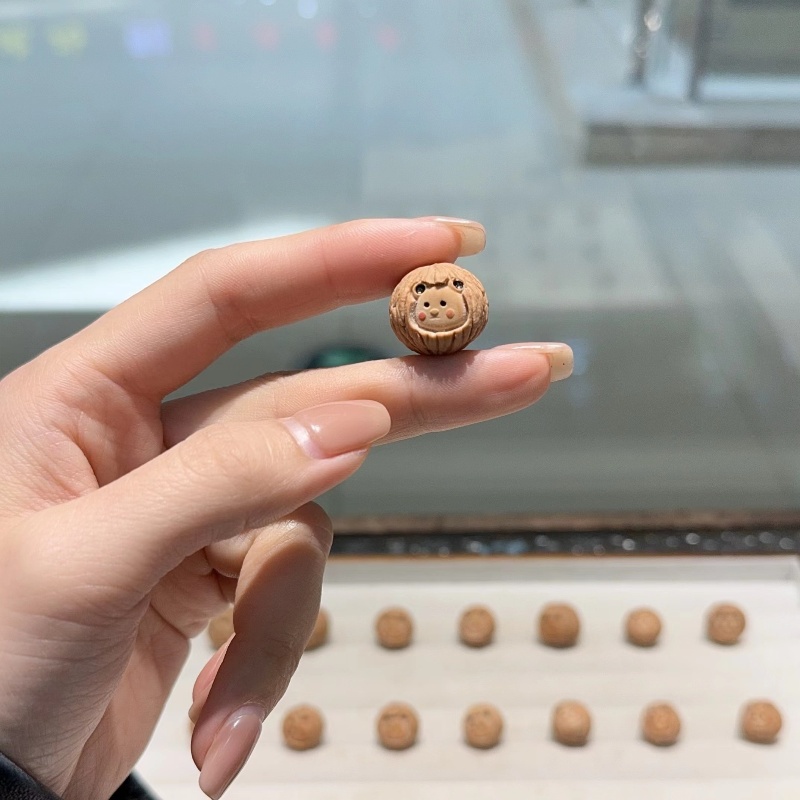 核桃雕刻卡皮巴拉小脸diy配件手工编织手绳项链文玩佛珠手串配饰
