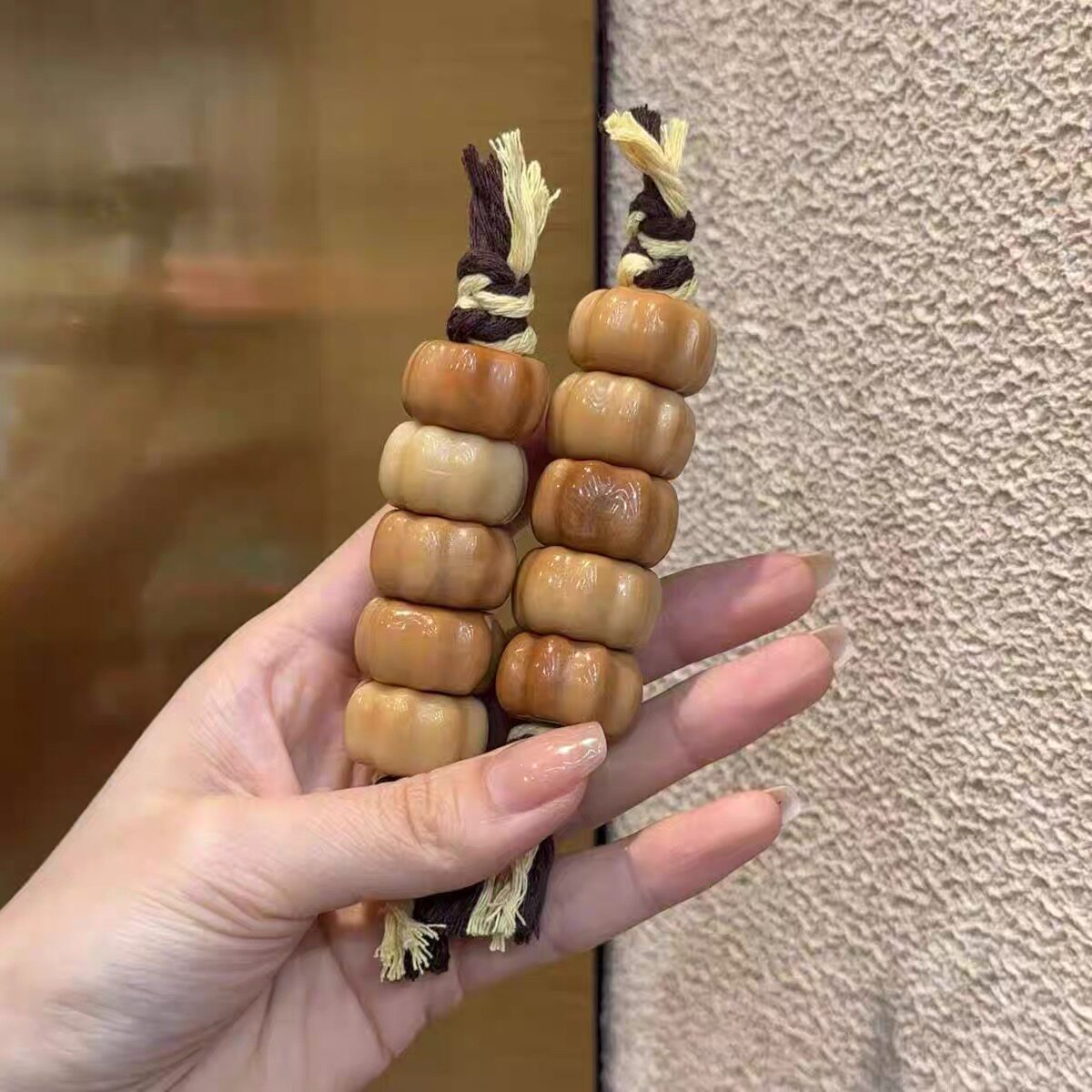 天然风化象牙果南瓜饼干车轮饼通孔文玩手持手捻配饰可盘玩