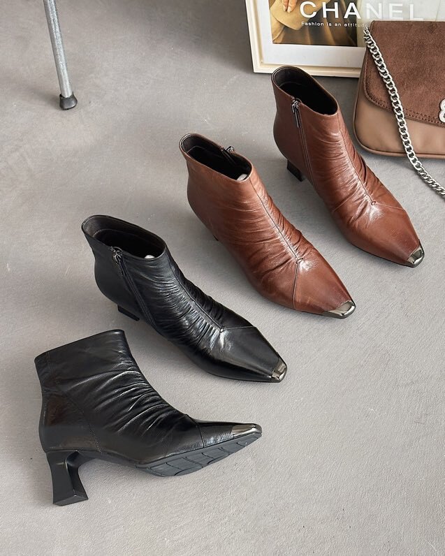 欧洲站时尚2025新款超软羊皮女鞋金属方头粗跟短靴时尚百搭时装靴,女鞋,马丁靴,淘宝优惠券,粉丝福利购,淘宝优惠卷