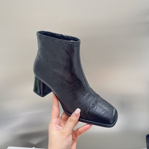 欧洲站时尚牛皮法式方头粗跟短靴女2025新款真皮高跟后拉链瘦瘦靴