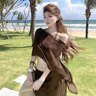 法式 高级感咖色比基尼四件套女度假风斜肩网红御姐海岛泳衣女