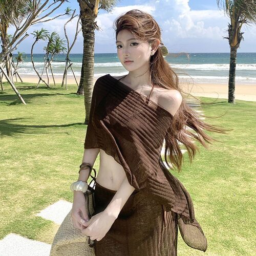 法式咖色斜肩比基尼四件套泳衣女