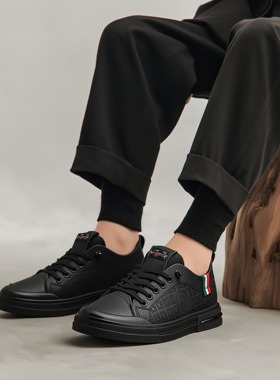 防滑休闲皮鞋圆头春季潮鞋防水低帮冬季透气不系带黑色小皮鞋