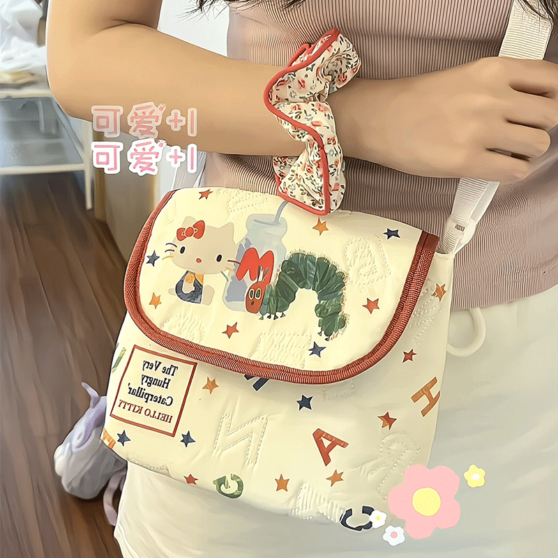 hellokitty联名刺绣斜跨包女初中生少女百搭可爱单肩包腋下包新款