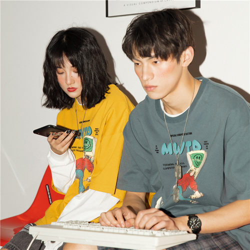 卡通电脑人印花短袖打底衫T恤男