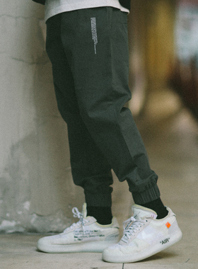PSO Brand 基础纯色水洗束脚裤休闲宽松标语印花运动裤工装长裤男