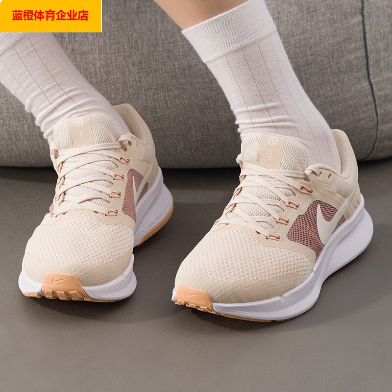 NIKE网面跑步鞋女夏季新款