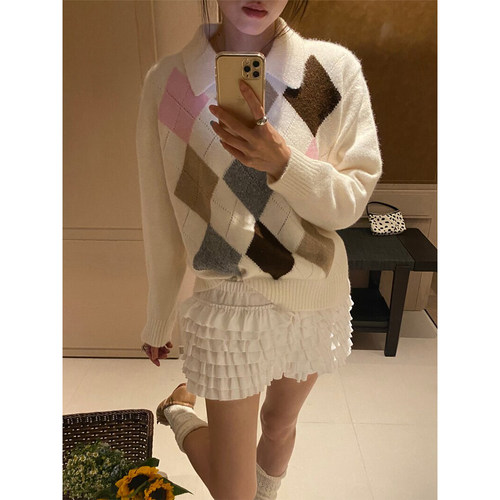 良良家复古菱格POLO领长袖毛衣女