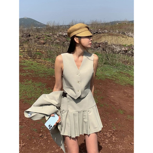 韩系高级感气质V领短款马甲外套女夏季高腰显瘦百褶半身裙套装