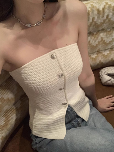 别致纽扣修身显瘦百搭抹胸针织衫