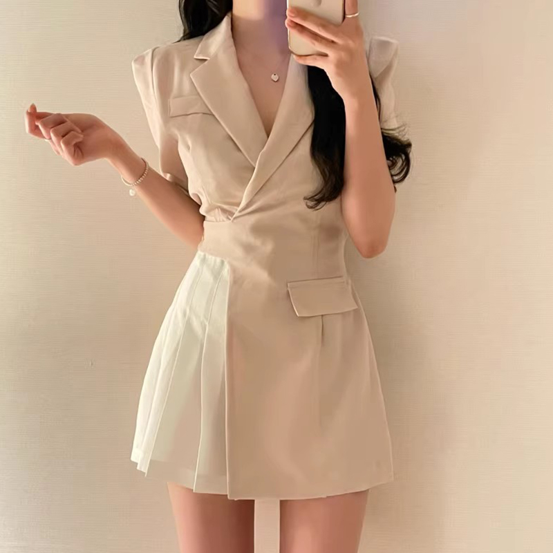 修身撞色拼接百褶短袖连衣裙