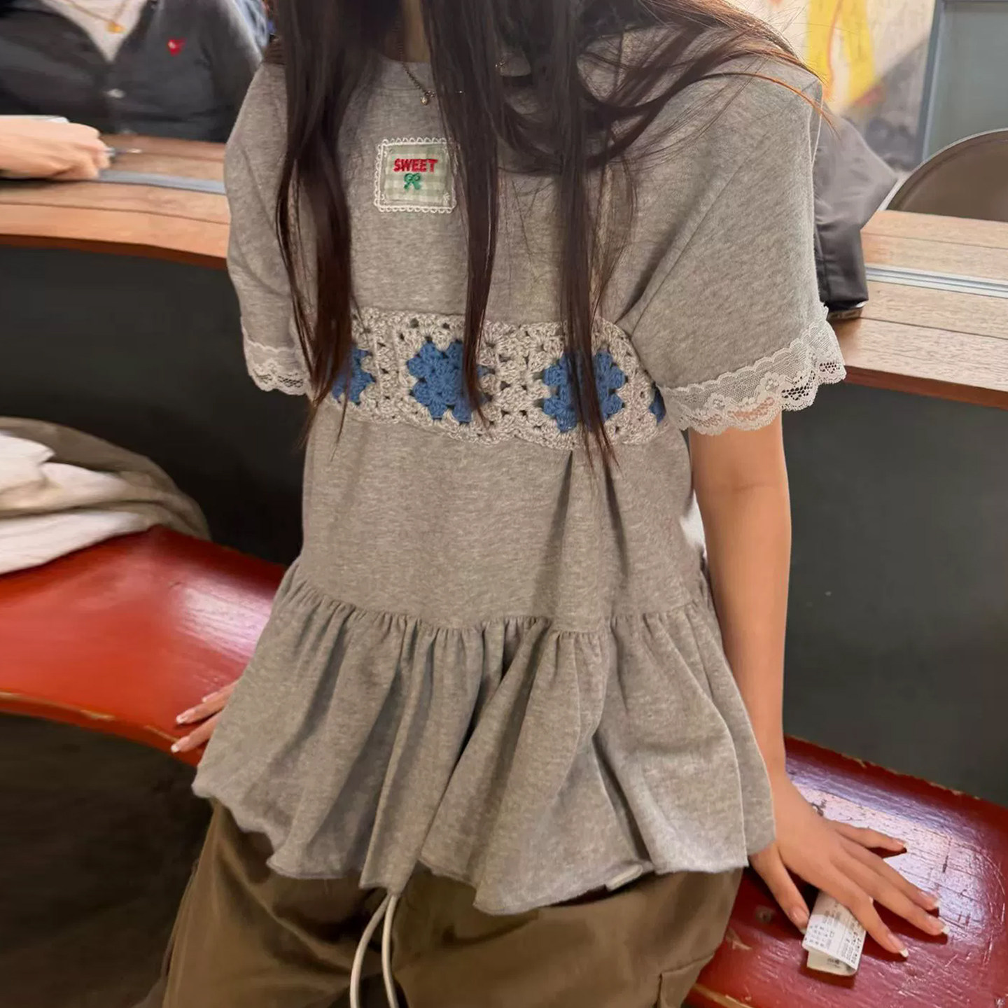 设计感蕾丝边拼接荷叶边裙摆短袖T恤女夏季新款韩系百搭圆领上衣