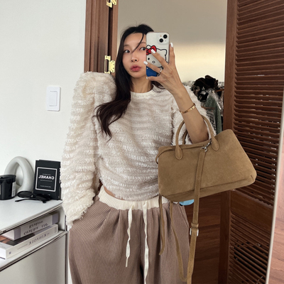 设计感拼接立体流苏别致打底衫