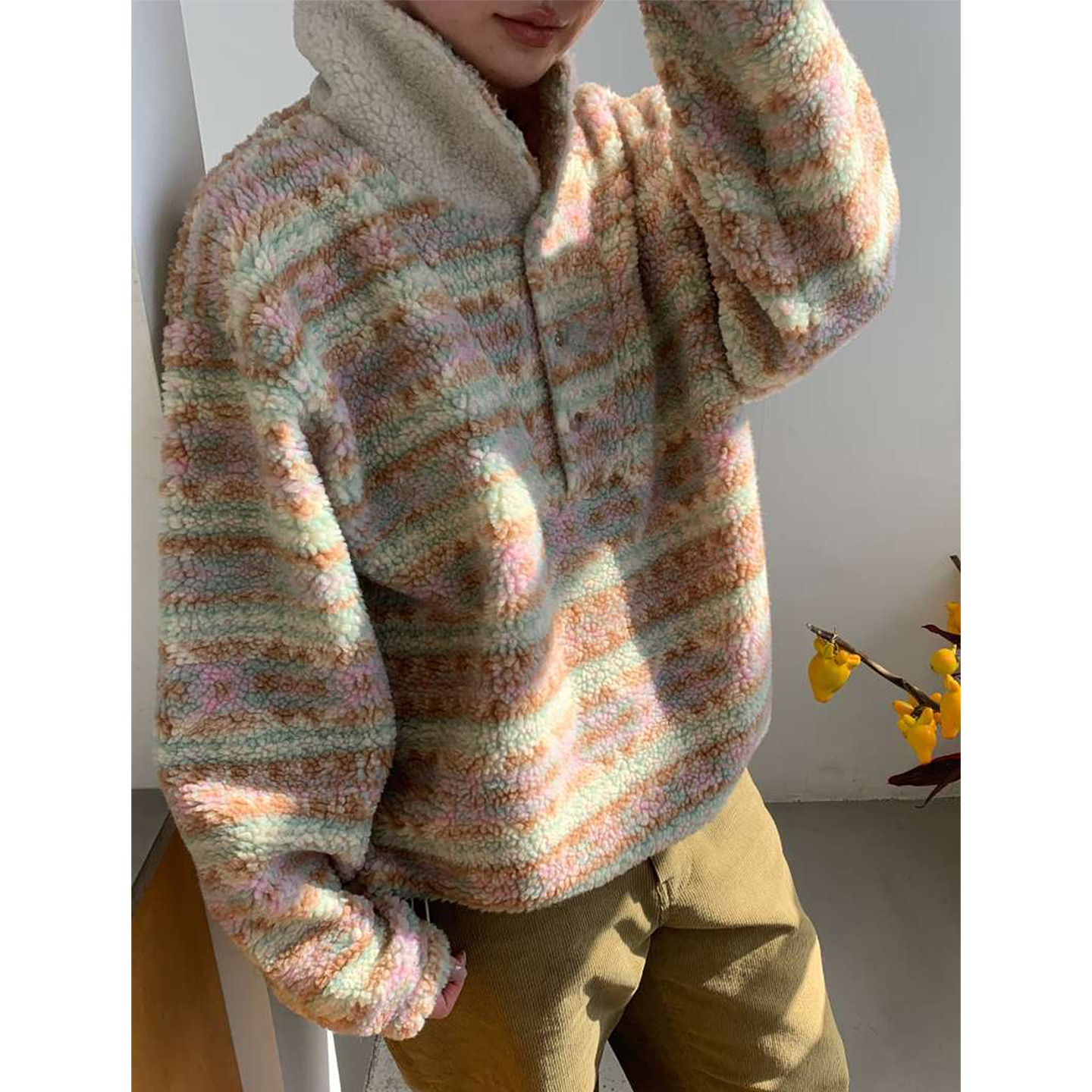 减龄彩色编织羊羔毛卫衣外套