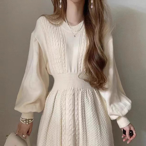 灯芯绒长袖麻花纹针织连衣裙