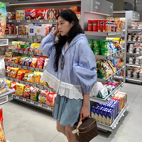 拼接花边宽松条纹连帽衬衫外套
