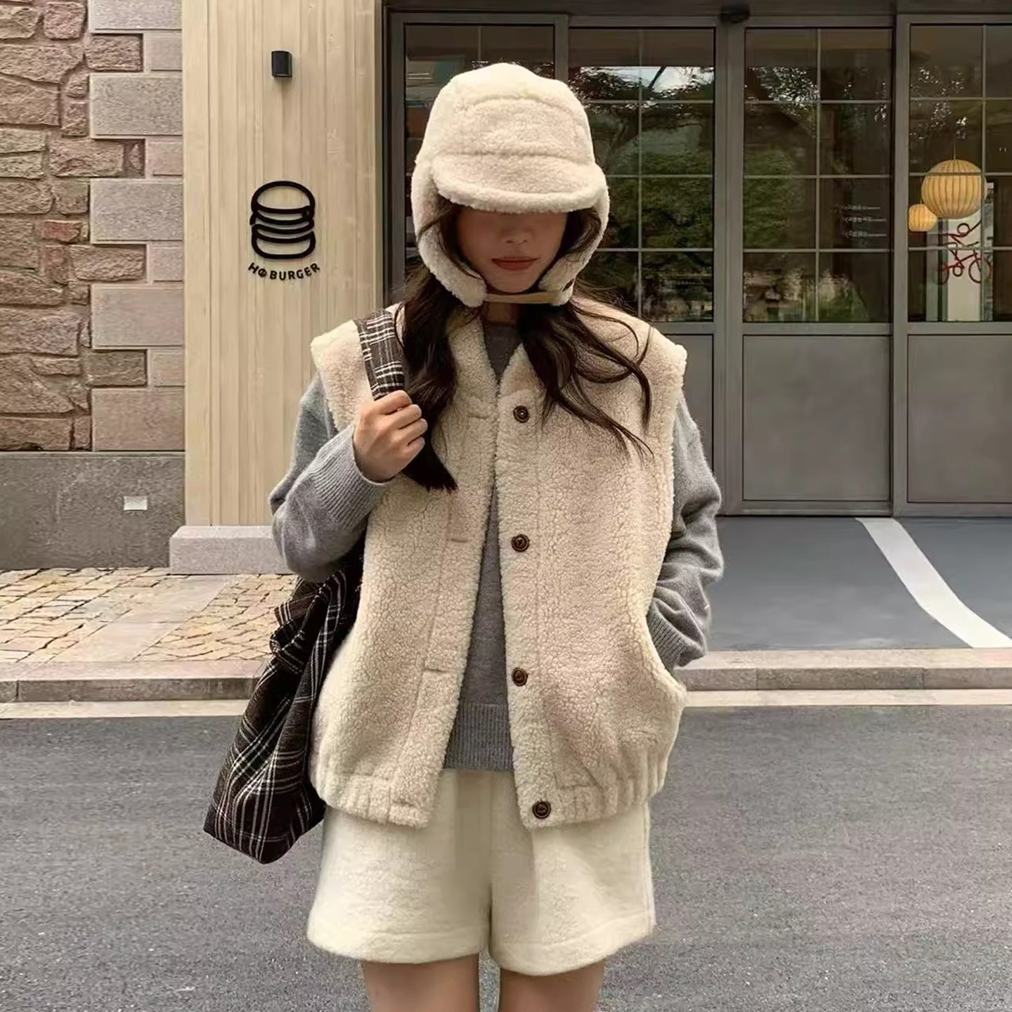 可爱皮毛一体羊羔毛马甲外套女2025冬季新款两面穿棉服上衣配帽子,女装/女士精品,马夹,淘宝优惠券,粉丝福利购,淘宝优惠卷