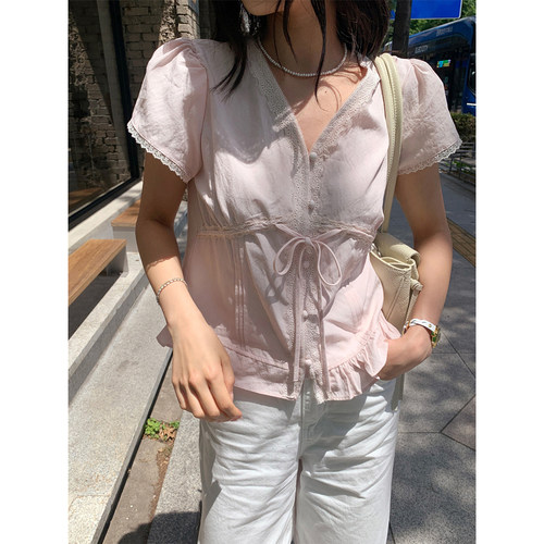 甜美减龄蕾丝花边系带衬衫女