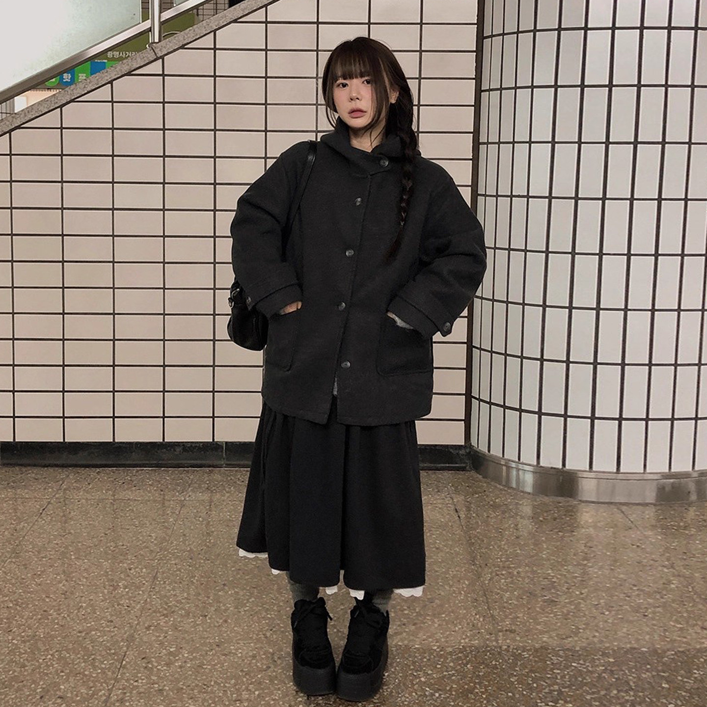 复古单排扣双口袋连帽毛呢外套