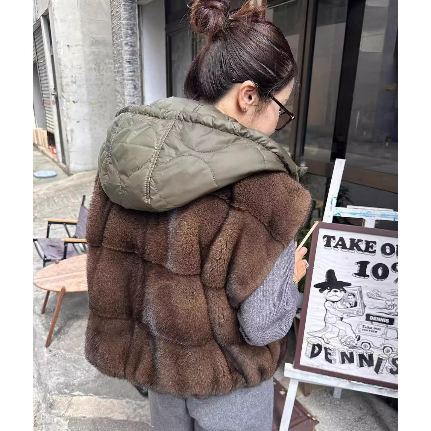 设计感两面穿可拆卸连帽马甲外套