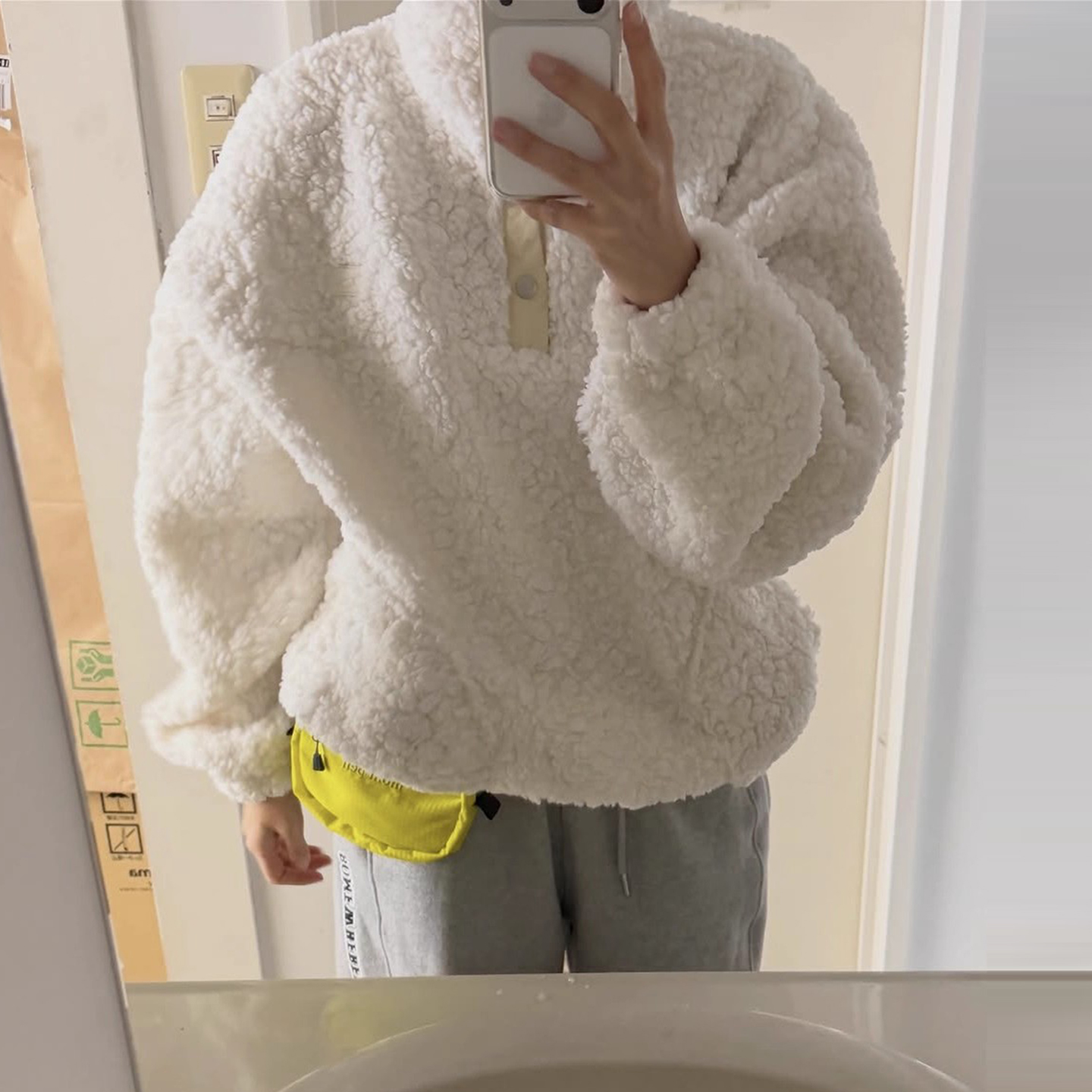 半高领颗粒绒羊羔毛卫衣外套