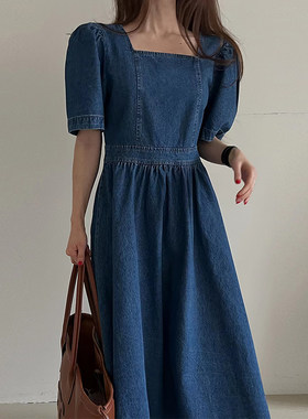 chic方领褶皱泡泡袖牛仔连衣裙女