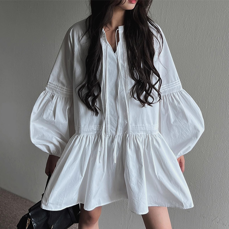 宽松休闲压褶设计感灯笼袖连衣裙