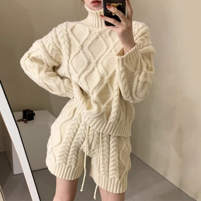 韩国chic秋冬复古气质高领重工加厚针织毛衣女+高腰休闲短裤套装,女装/女士精品,时尚套装,淘宝优惠券,粉丝福利购,淘宝优惠卷